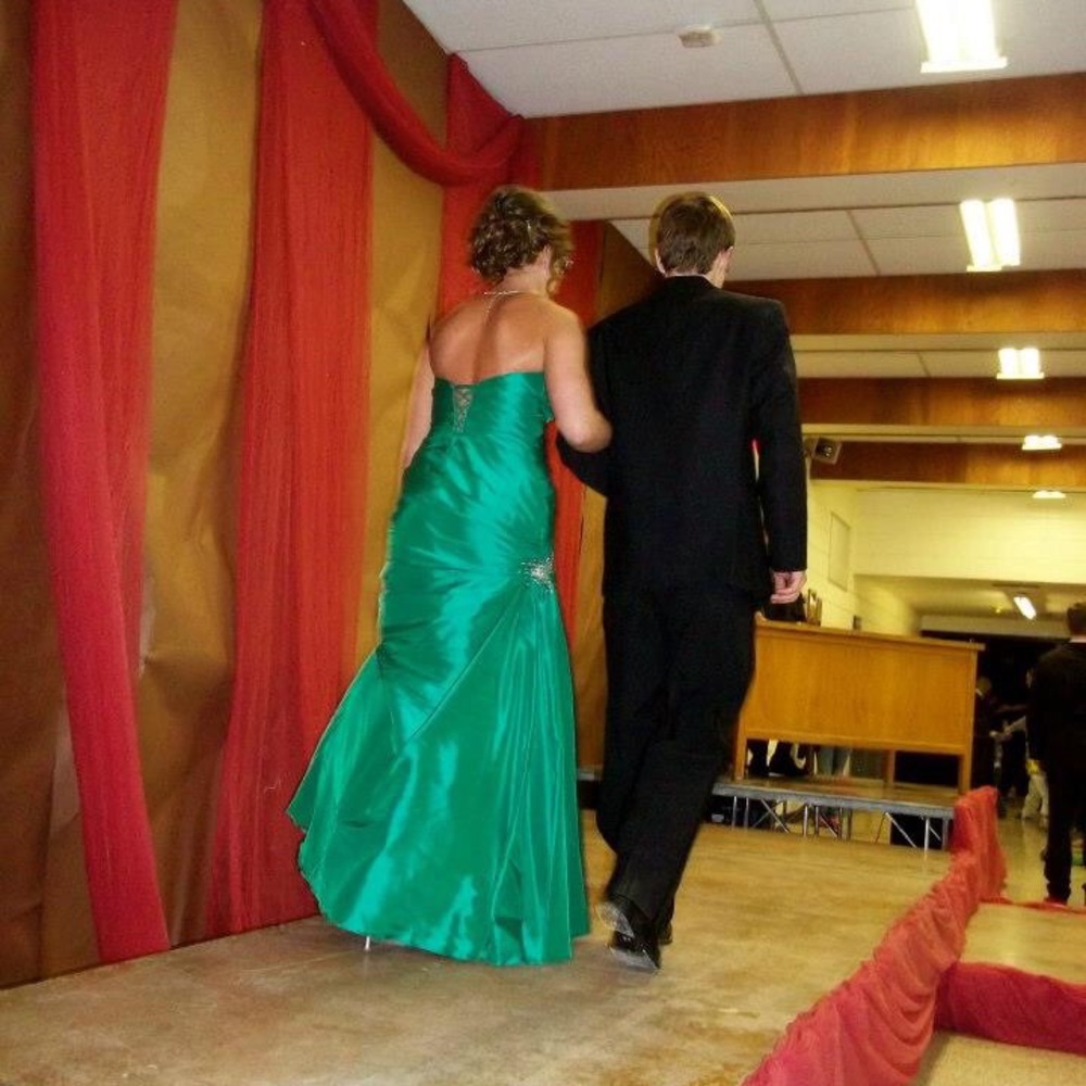 Emerald green prom dress
